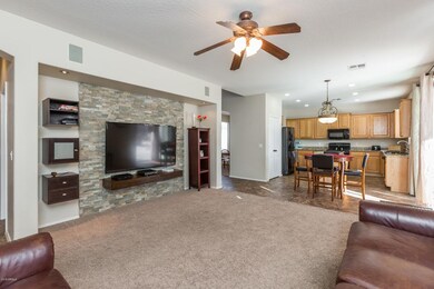 5) FAMILY ROOM