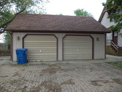 328 Pickett St, Chenoa, IL 61726 - photo 4