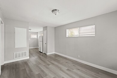 7815 Glass St, Houston, TX 77016 - photo 4