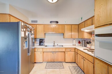 632 W Toledo St-14