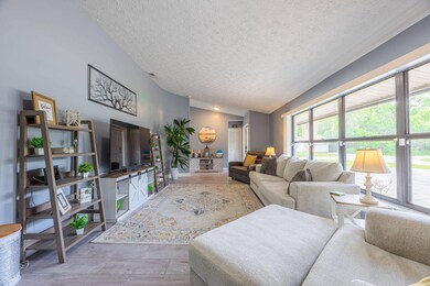 101 SW Chapman Ave, Port Saint Lucie, FL 34984 - photo 6