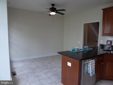 2155 Oberlin Dr unit 135A, Woodbridge, VA 22191 - photo 5