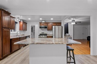 525 Kenton St, Aurora, CO 80010 - photo 2