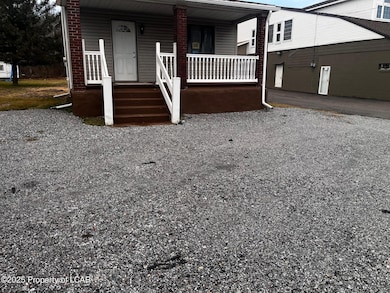 72 Foster Ave, Freeland, PA 18224 - photo 3