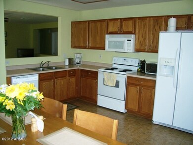 Eat-In Kitchen