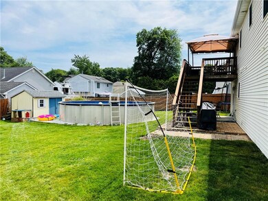 44 Mckay Ct, Warwick, RI 02889 - photo 3