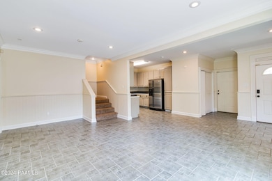 3-web-or-mls-513-8 Verot School Rd-2