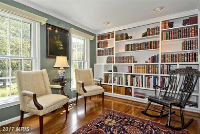 12214 Lake James Dr, Herndon, VA 20171 - photo 4