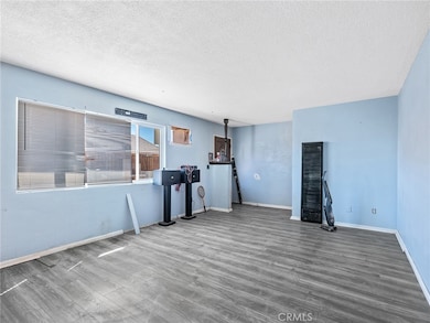 16003 Chestnut St, Hesperia, CA 92345 - photo 7