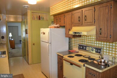 26308 Aiken Dr, Clarksburg, MD 20871 - photo 4