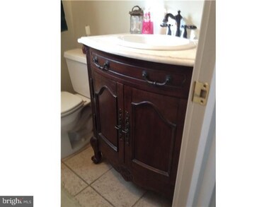 107 Fairlamb Ave, Havertown, PA 19083 - photo 7