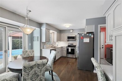 7508 Westgate St, Shawnee, KS 66216 - photo 7