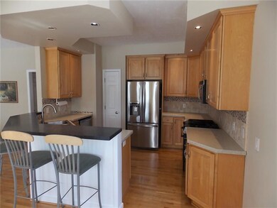 1539 Fieldcrest Dr, Kitchen
