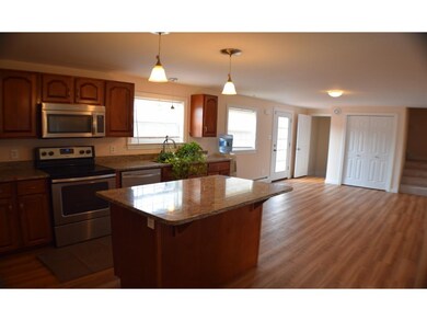 180 Clinton St, Concord, NH 03301 - photo 7