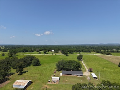 37280 Morris Creek Rd, Howe, OK 74940 - photo 7