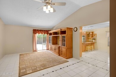 861 W Posada Ave, Mesa, AZ 85210 - photo 6