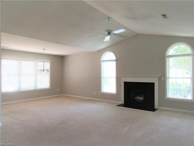 3533 Covent Oak Ct, High Point, NC 27265 - photo 5