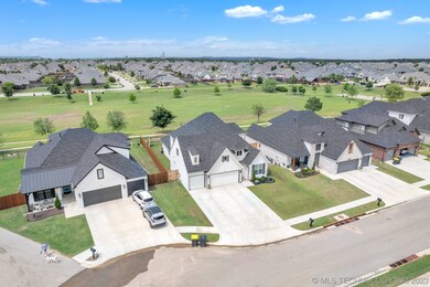 231 W 130th St S, Jenks, OK 74037 - photo 2