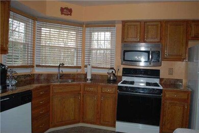 214 Bromley Place, Trenton, NJ 08691 - photo 7