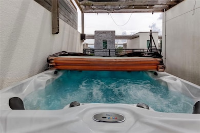 2511 N Grady Ave unit 78, Tampa, FL 33607 - photo 2