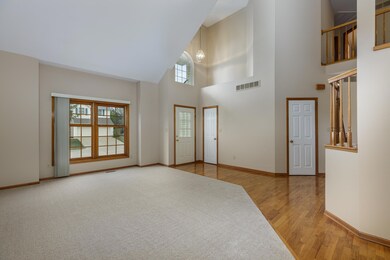 Living Room (2)