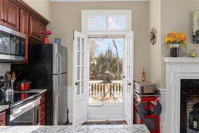 Door to exterior 2nd floor deck