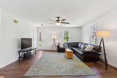 Living Room 4 FP