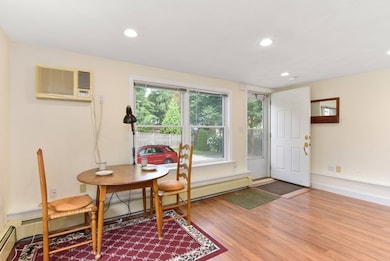 70 Garland Rd unit 2, Newton Center, MA 02459 - photo 3