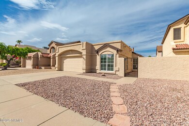 502 E Topeka Dr, Phoenix, AZ 85024 - photo 3