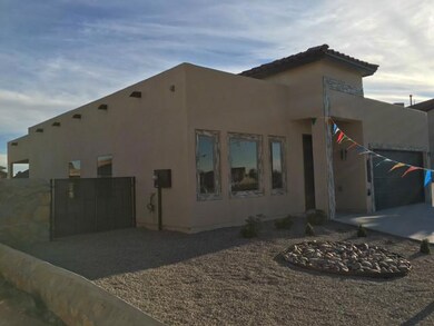 14276 Desert Sunset Dr, Horizon City, TX 79928 - photo 2