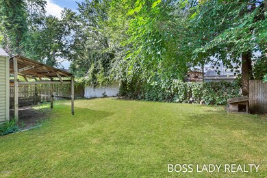 1023 Boston St SE Grand Rapids (4 of 21)