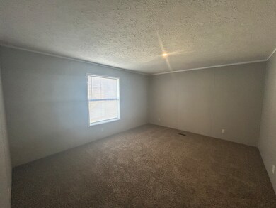 479 Montana unit 479, Belleville, MI 48111 - photo 4