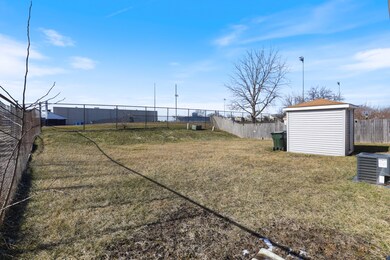 17220 Peach Grove Ln, Hazel Crest, IL 60429 - photo 4