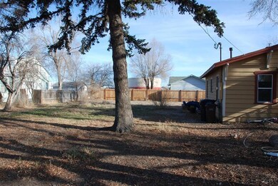 154 SW 2nd St, Redmond, OR 97756 - photo 2