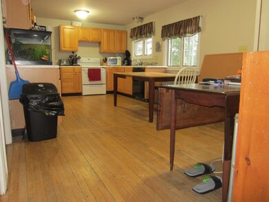 152 S Pleasant St, Bowdoinham, ME 04008 - photo 7