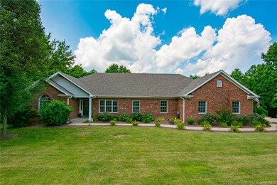 6008 Bent Tree Ct, Floyds Knobs, IN 47119 - photo 4