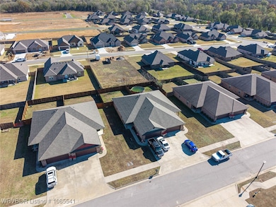 1102 Springhill Rd, Barling, AR 72923 - photo 6