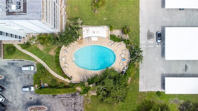 5 Bluebill Ave unit 105, Naples, FL 34108 - photo 3