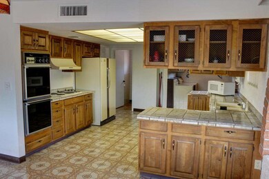 kitchen1
