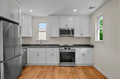 25 Brinsley St unit 3, Dorchester, MA 02121 - photo 7