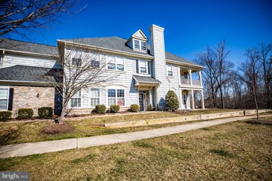 13800 Greendale Dr unit 70, Woodbridge, VA 22191 - photo 3