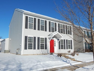 162 Eisenhower Dr unit 1, Oswego, IL 60543 - photo 2