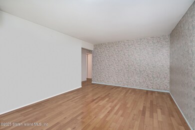 267 Purdy Ave, Staten Island, NY 10314 - photo 7