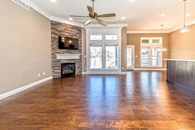 1931 Devonshire Dr, Columbia, MO 65203