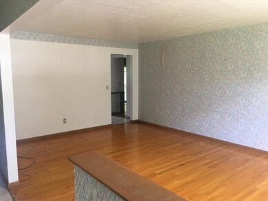 1730 Harrington Dr, Columbus, OH 43229 - photo 3