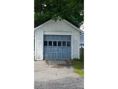 321 Auburn St, Cranston, RI 02910 - photo 5