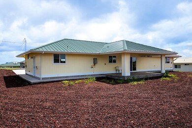 1045 Kahua Kolepa St, Hilo, HI 96720 - photo 4