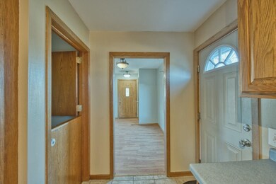 2714 Diane Ln, Hibbing, MN 55746 - photo 7