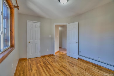 13048 129th St, South Ozone Park, NY 11420 - photo 5