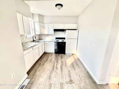 114 E Market St unit 1, Scranton, PA 18509 - photo 6
